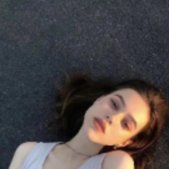 Meet your Posher, Dorice - Picture 1 of 1